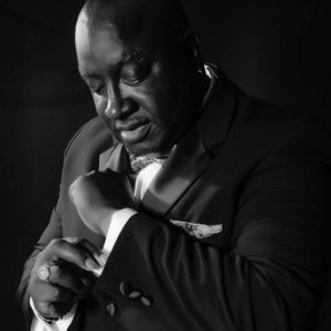 Meet your Posher, Troy